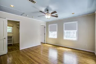 2250 W Main St, Houston, TX 77098 - Photo 22