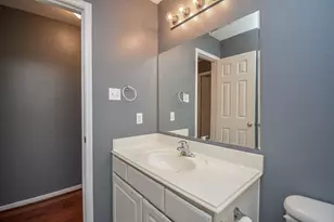 917 Almond St, Baytown, TX 77521 - Photo 26