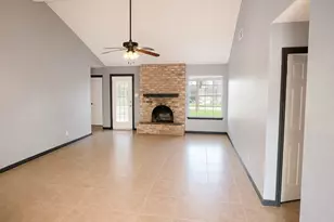 505 E Lambuth Ln, Deer Park, TX 77536 - Photo 4