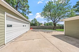 8802 Sedgemoor Dr, Tomball, TX 77375 - Photo 36