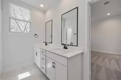 13 Fulton Row Lane, Houston, TX 77076 - Photo 18