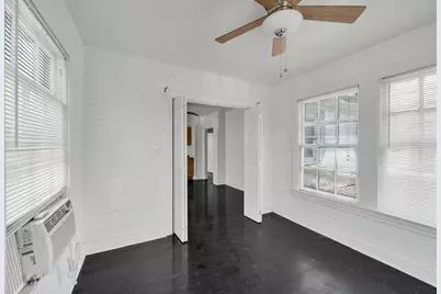 1947 Richmond B Avenue #B, Houston, TX 77098 - Photo 8