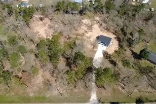 135 County Rd 3431, Cleveland, TX 77327 - Photo 1
