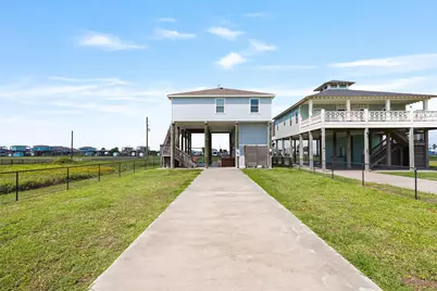 955 Townsend Drive, Port Bolivar, TX 77650 - Photo 2