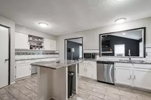 3423 Meadowview Dr, Richmond, TX 77459 - Photo 20