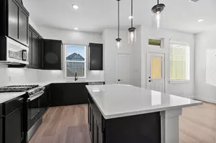 10114 Palm Spgs Pl, Iowa Colony, TX 77578 - Photo 10