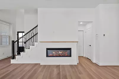 10114 Palm Springs Place, Iowa Colony, TX 77578 - Photo 6