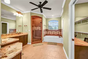 101 Deerwood Dr, Lake Jackson, TX 77566 - Photo 16