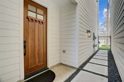 2013 Cochran Street, Houston, TX 77009 - Photo 8