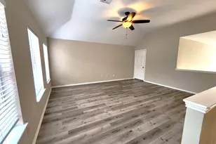 13007 Balsam Lake Ct, Pearland, TX 77584 - Photo 16