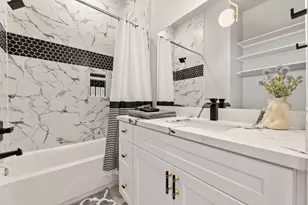 8521 Brandon St, Houston, TX 77051 - Photo 28