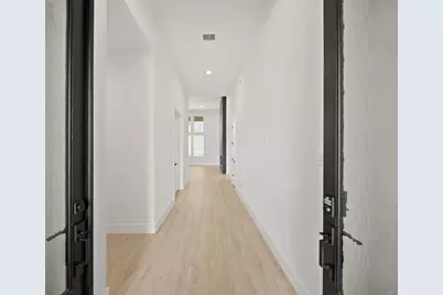 328 Louvenia Court, Pinehurst, TX 77362 - Photo 6