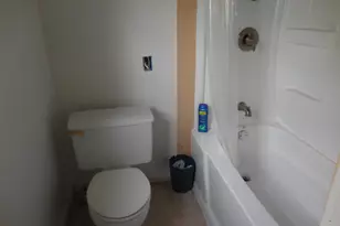 628 Austin St W, Matagorda, TX 77457 - Photo 18