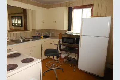 628 Austin Street W, Matagorda, TX 77457 - Photo 16