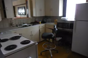 628 Austin St W, Matagorda, TX 77457 - Photo 14