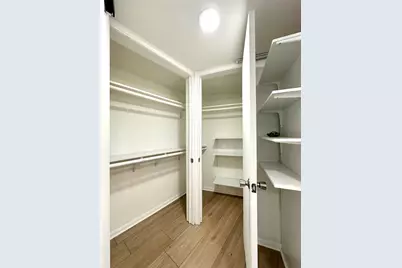 4723 Aftonshire Drive #15, Houston, TX 77027 - Photo 16