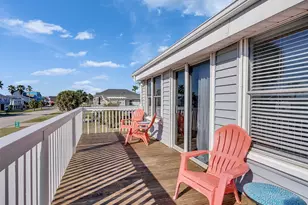 13618 Pirates Beach Blvd, Galveston, TX 77554 - Photo 34