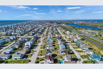 13618 Pirates Beach Boulevard, Galveston, TX 77554 - Photo 44