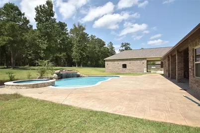 320 Dahlia Road, Huntsville, TX 77320 - Photo 4