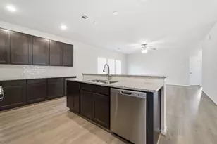 8019 Jasper Meadows, Angleton, TX 77515 - Photo 18