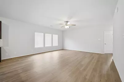 8019 Jasper Meadows, Angleton, TX 77515 - Photo 14