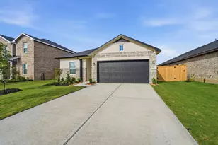 8019 Jasper Meadows, Angleton, TX 77515 - Photo 2