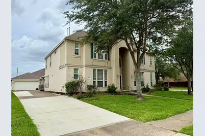 12501 Pepper Creek Ln, Pearland, TX 77584 - Photo 2