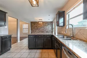 1927 Vermillion View St, Fresno, TX 77545 - Photo 14