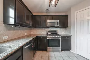 1927 Vermillion View St, Fresno, TX 77545 - Photo 12