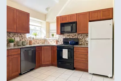 15731 Castorglen Drive, Houston, TX 77598 - Photo 8