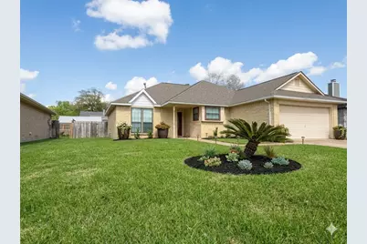 15731 Castorglen Drive, Houston, TX 77598 - Photo 2