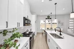 860 Rachel St, Houston, TX 77091 - Photo 14