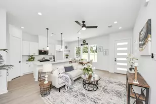 860 Rachel St, Houston, TX 77091 - Photo 1