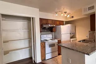 2110 Wilcrest Dr, Houston, TX 77042 - Photo 8