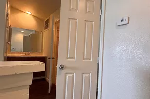 2110 Wilcrest Dr, Houston, TX 77042 - Photo 16