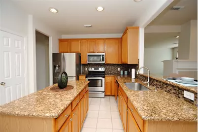 10519 Village Lake Drive, Missouri City, TX 77459 - Photo 16