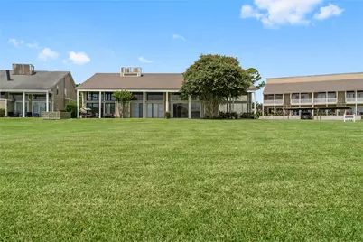 134 April Point Drive S, Conroe, TX 77356 - Photo 30