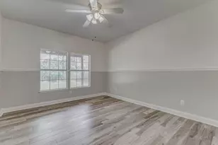 8411 Syms St, Fulshear, TX 77441 - Photo 22