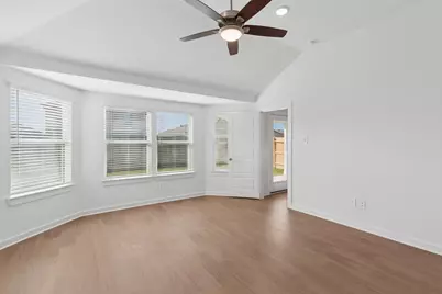 22492 Douglas Court, New Caney, TX 77357 - Photo 4