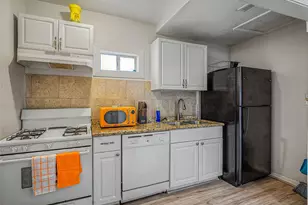 15102 Treaty Oaks St, Houston, TX 77053 - Photo 18