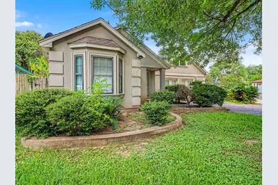 15102 Treaty Oaks Street, Houston, TX 77053 - Photo 2
