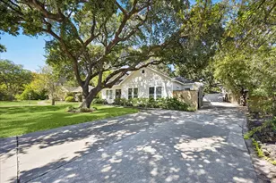702 W 41st St, Houston, TX 77018 - Photo 4