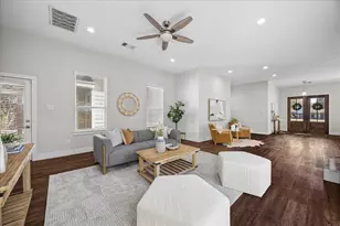 702 W 41st St, Houston, TX 77018 - Photo 16