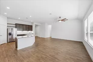 11210 Youngquist Dr, Mont Belvieu, TX 77535 - Photo 10