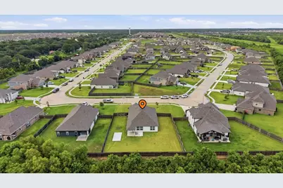 11210 Youngquist Drive, Mont Belvieu, TX 77535 - Photo 34