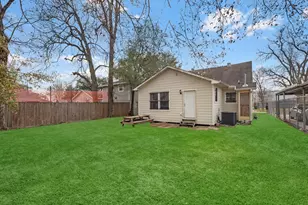 1211 Bigelow St, Houston, TX 77009 - Photo 16