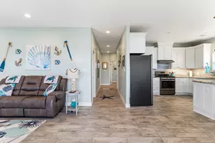 1390 County Rd 201, Sargent, TX 77414 - Photo 4