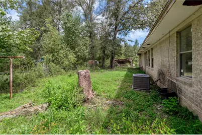 347 Shelby, Livingston, TX 77351 - Photo 46