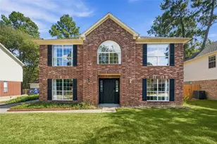 309 E Golden Arrow Cir, The Woodlands, TX 77381 - Photo 1