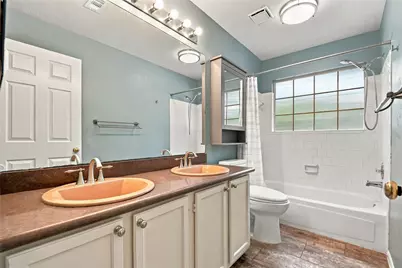 309 E Golden Arrow Circle, The Woodlands, TX 77381 - Photo 34